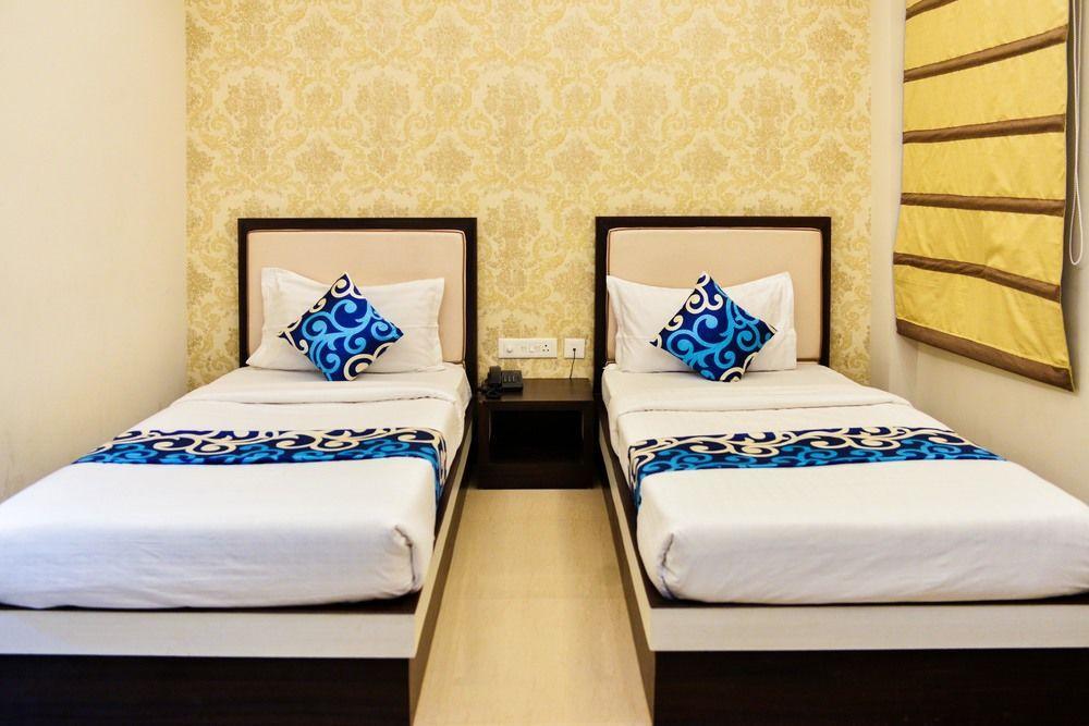ורנאסי Hotel Janki International By Keymagics מראה חיצוני תמונה