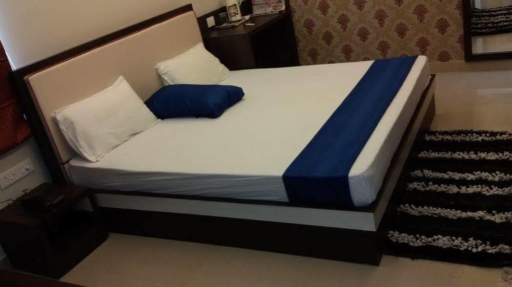 ורנאסי Hotel Janki International By Keymagics מראה חיצוני תמונה